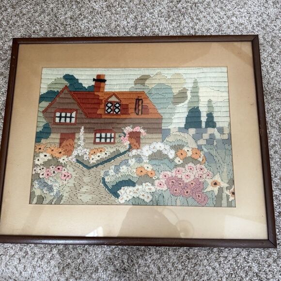 Vintage Framed Fabric House Flowers Trees Cottagecore Crewl Knit MCM 70s - Picture 1 of 3